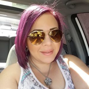 Meet your Posher, Erika